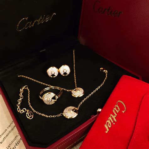 Последние твиты от ستوكات ماركات عالمية (@originalstk). صور اكسسوارات ماركات عالمية شانيل،قوتشي،مسيكا،ديور..كوبي ...