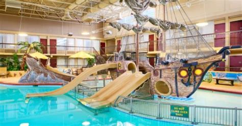 Sheldon holiday inn express swimming pool, sheldon, ia. Pool area at Holiday Inn in Fargo, ND...great fun for kids ...