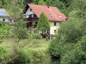 Der aktuelle durchschnittliche quadratmeterpreis für häuser in bayreuth liegt bei 10,39 €/m². Ferienwohnung in Glashütten (Bayreuth) mieten | meinefewo.de
