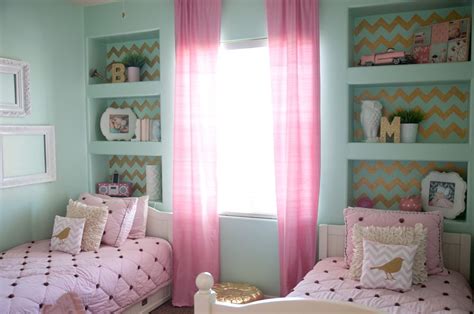Whether using paint or wallpaper, stripes add a powerful decorating punch to bedroom walls. Chevron Wall Stencil | Girls bedroom, Girl bedroom designs ...