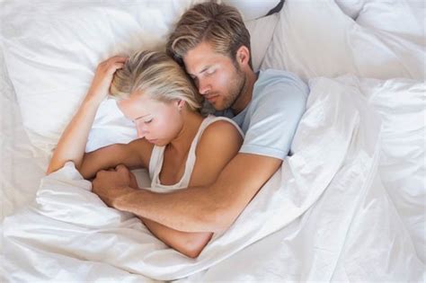 Spooning In Bed Just Got Easier Thanks To This Genius Pillow Daily Star