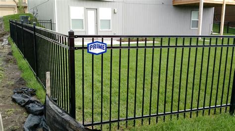 A member of the united states fencing association, kansas city fencing center was thrust into existence in 1992 under the direction of vladimir nazlymov—a fencing champion from russia. Ornamental Steel Fence | Prime Fence Company, LLC - Kansas ...
