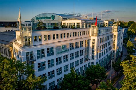 Absolute neue fälle pro tag. HanseMerkur: Auf gutem Kurs trotz Corona | Hamburg News