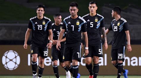 Copa america match preview for argentina v colombia on 7 july 2021, includes latest club news, team head to head form, as well as last five matches. Colombia vs Argentina live stream: Watch online, TV ...