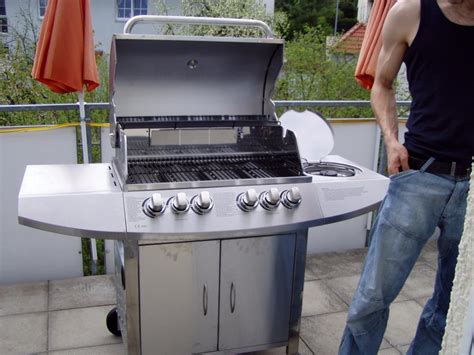 Самые новые твиты от santos grillshop (@santosgrillsde): Wer oder was ist Santos wirklich!? | Grillforum und BBQ ...