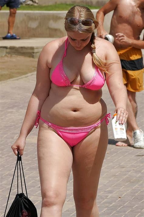 Pin On Curvy Swimsuit Girls