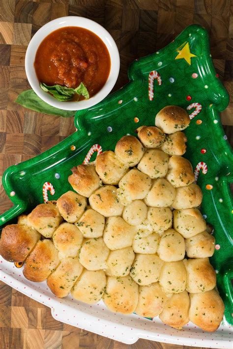 This article will offer you 10 easy party appetizers for christmas. Festive Christmas Tree Pull Apart Bread | Recipe | Christmas trees, Cheesy pull apart bread and ...