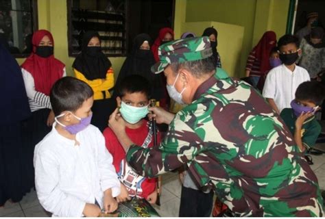 Bantuan permohonan insentif harapan siswa (ihs) johor : Pangdam XIV Hasanuddin Serahkan Bantuan Sembako dan Zakat ...
