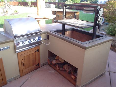 Santa maria grill over fire pit. santa maria barbecue grill | ... Santa Maria grill, with ...