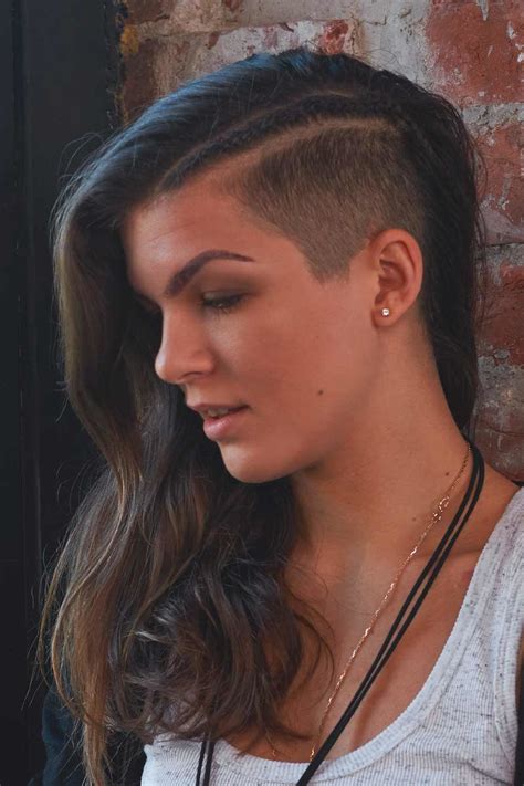 Cute Rebellious Half Shaved Head Hairstyles For Modern Girls Long