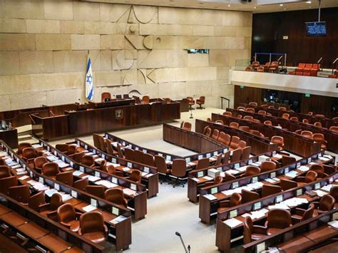 Koide9enisrael Les 120 Députés Dont 39 Nouveaux élus Qui Forment La 20eme Knesset Ont Prêté
