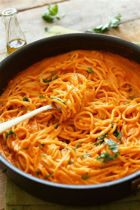 A nutritionist shares her favorite healthy noodles, like chickpea, whole wheat, and more. 25 Healthy Pasta Recipes - Light Pasta Dinner Ideas