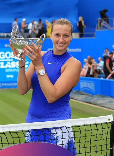 Petra kvitová (bílovec, 8 marzo 1990) è una tennista ceca. Petra Kvitova - Wins the Aegon Classic 2017 Tennis ...
