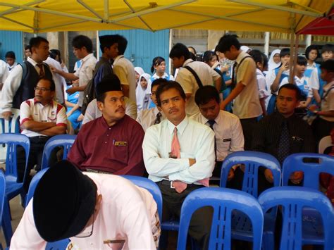 Pbb adalah organisasi antarpemerintahan terbesar di dunia, di atas organisasi kerja sama islam. SMK TUN MUTAHIR : Mei 2010