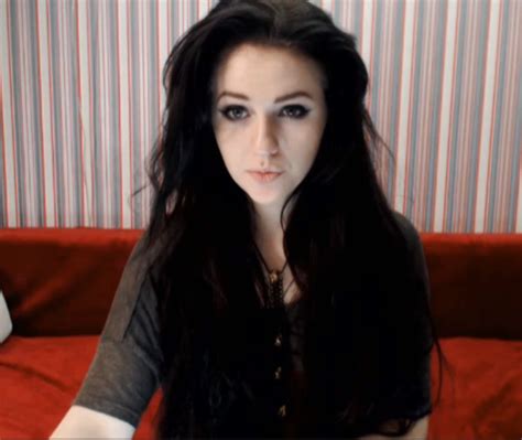 Hotsydney Gorgeous Brunette Princess Ddg Drop Dead Gorgeous Webcam Sluts Review