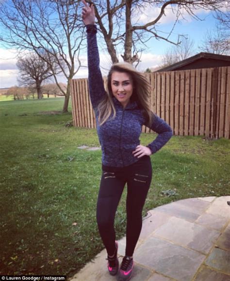 In addition to towie, lauren has also worked in various other reality tv shows such as celebrity big. TOWIE's Lauren Goodger displays curves in woollen leggings ...