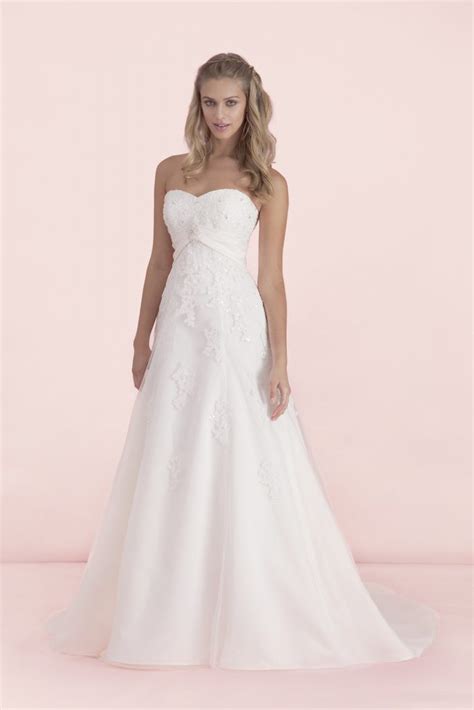 Https://tommynaija.com/wedding/alfred Angelo Wedding Dress Auction