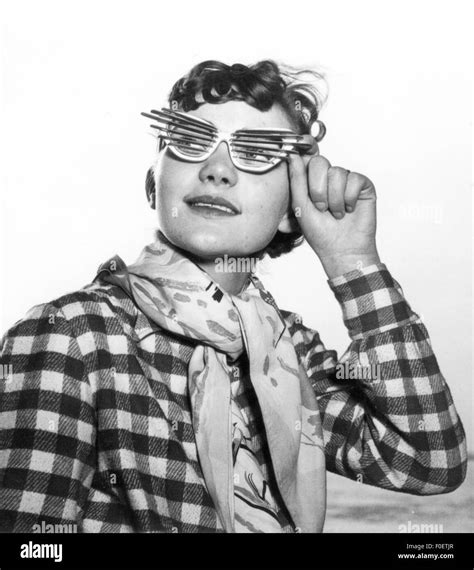 1950s Woman Glasses Hi Res Stock Photography And Images Alamy