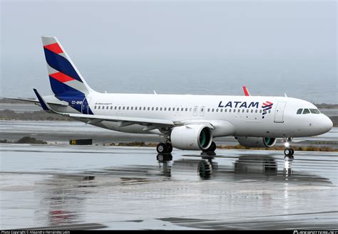 Cc Bhb Latam Airlines Chile Airbus A320 271n Photo By Alejandro