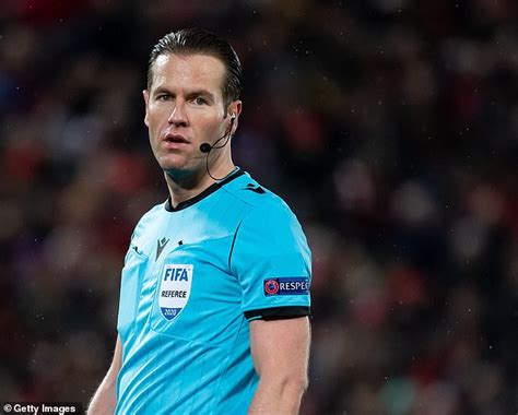 Makkelie will be assisted on friday by hessel steegstra and jan de vries. Lyon tipped to complain after Dutchman Danny Makkelie chosen to referee Manchester City game ...