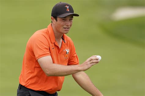 He became the first norwegian to win on the pga tour when he won the 2020 puerto rico open. Viktor Hovland tops Jack Nicklaus' amateur record at US Open