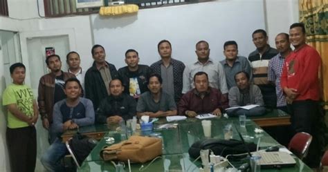 Website resmi persyarikatan muhammadiyah yang dikelola pimpinan pusat muhammadiyah tersedia dalam bahasa indonesia, inggris dan arab. Melanggar Disiplin Organisasi Eka Putra Zakran ...