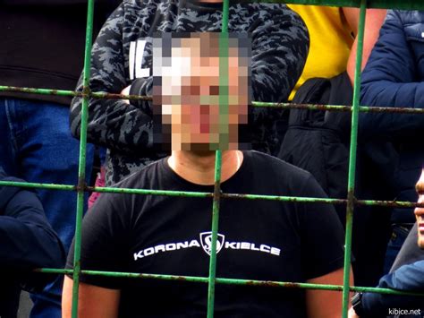Twierdzą, że kary za używanie wulgaryzmów i siadanie nie na od kilku miesięcy kibice korony są karani zakazami stadionowymi za używanie wulgaryzmów i. Galeria: Korona II Kielce - KSZO Ostrowiec (2019-09-28 ...