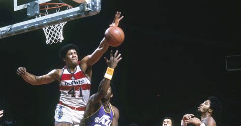 Wes Unseld Washington Basketball Legend And Nba Hall Of Famer Dies At 74