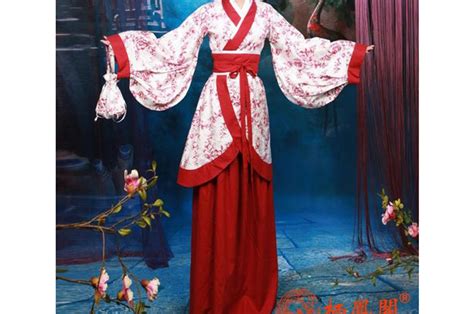 hanfu,-traditional-chinese-clothing,-woman-1-chinatown-shop