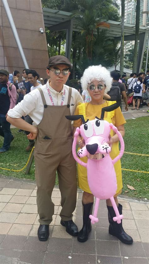Courage The Cowardly Dog Cosplayers 9gag