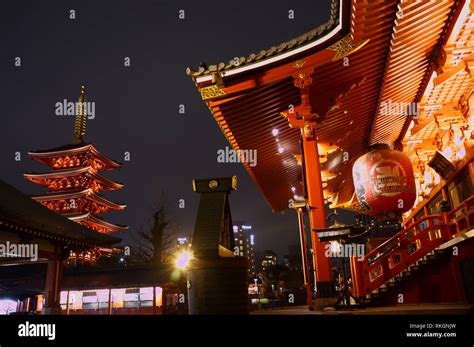 Senso Ji Temple And Pagoda At Night In Tokyo Japan Stock Photo Alamy