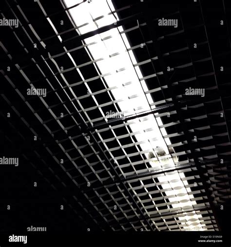 Fluorescent Light Ceiling Hi Res Stock Photography And Images Alamy