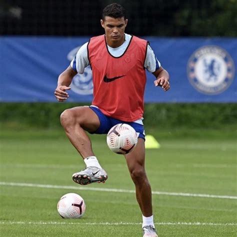 Chelsea Defender Thiago Silva Has Revealed The Main Differences Between
