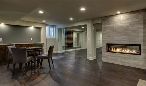 Basement Game Room Fireplace And Glass Wall Contemporaneo Taverna