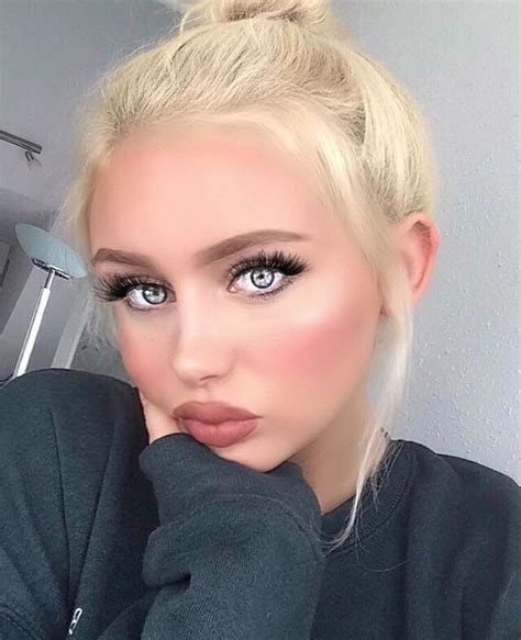 Kxo Blonde Beauty Blondes Barbie Trending Makeup Fashion Trends Style Make Up Swag
