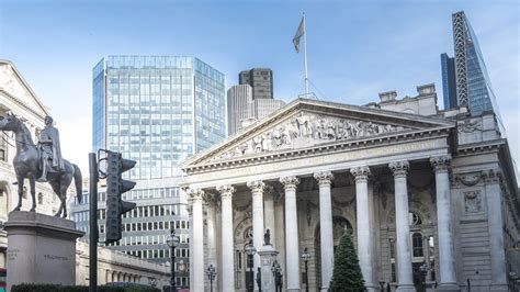Traditional Uk Banks Are Failing To Engage With Users Wealth And