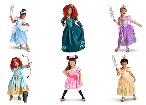 Inoltre trovi giochi, costumi, moda per adulti uomo e donna e moda bambino, articoli per la casa, cancelleria e tanto altro creati in collaborazione con i migliori. Costumi Disney | principesse