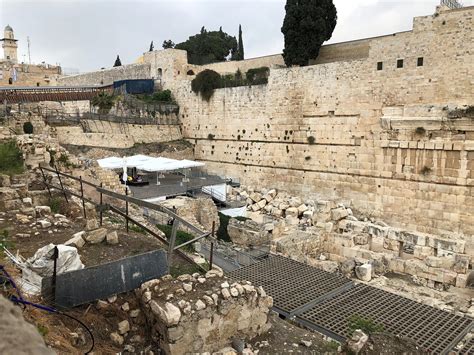Egalitarian Western Wall Plaza Said To Get Swift Approval Through Legal