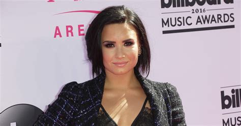 Demi Lovato Great Grandmother Instagram Worries Fans