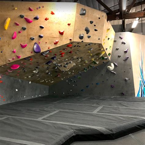 Elevation Bouldering Gym Review And Information