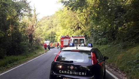 Trento Incidente A Zambana Scontro Tra Auto E Camper Un Ferito Grave