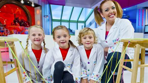 Bbc Cbeebies Nina And The Neurons Go Engineering Bridges Credits