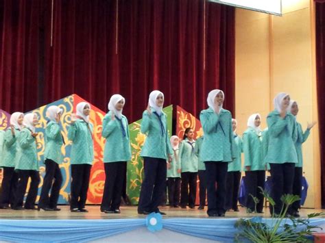 Ipgkpm kini sudah melangkah ke era globalisasi dengan pelancaran laman ipgkpm, yang disempurnakan oleh pengarah pendidikan guru, tuan haji sa'ari hassan pada 28 jun 1997. Unit Kokurikulum IPG Kampus Bahasa Melayu Kuala Lumpur ...