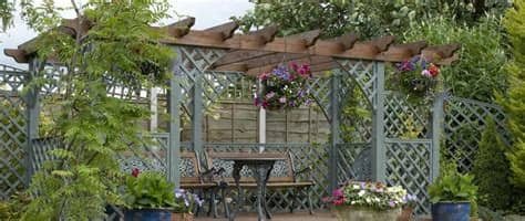 Acquista online kit standard per costuire una pergola, libera o addossata alla tua casa, o un carport per proteggere la tua auto. Pergolas de Jardin au Luxembourg | Jardinier Luxembourg