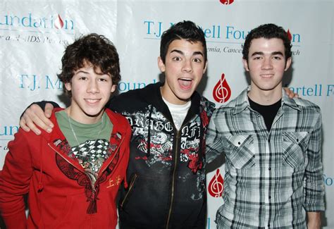 They Released Their Debut Album In 2006 The Jonas Brothers Career