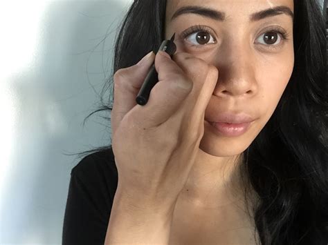 7 Eyeliner Mistakes Youre Making And How To Avoid Them In The Future