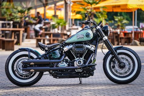 Thunderbike Shamrock Harley Davidson Softail Slim Flsl Bobber