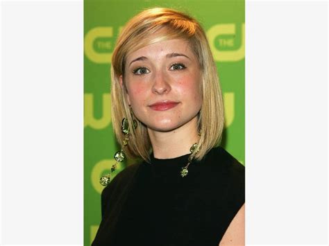 Actress Allison Mack Released On 5m Bond In Sex Cult Case Brooklyn Ny Patch