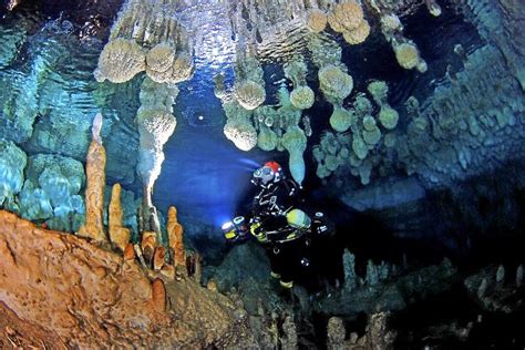 Diez Leguas De Cuevas Submarinas Baleares El Mundo