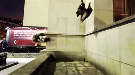 Assassin S Creed Unity Meets Parkour In Real Life K Cda